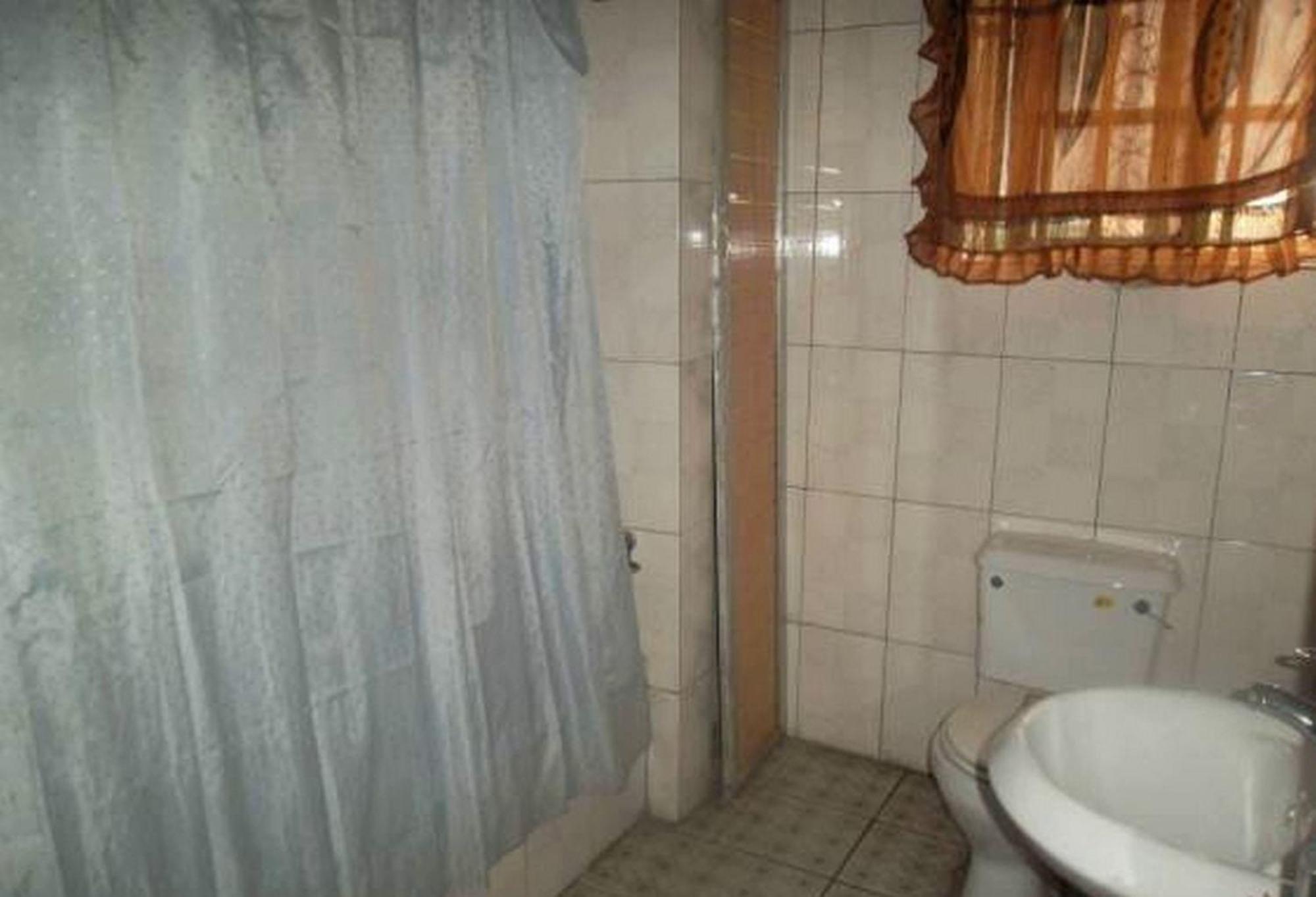 Room In Lodge - Clen-Phil Hotels And Suite Port Harcourt Eksteriør bilde